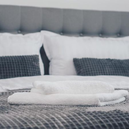 L Apartment Марибор Экстерьер фото