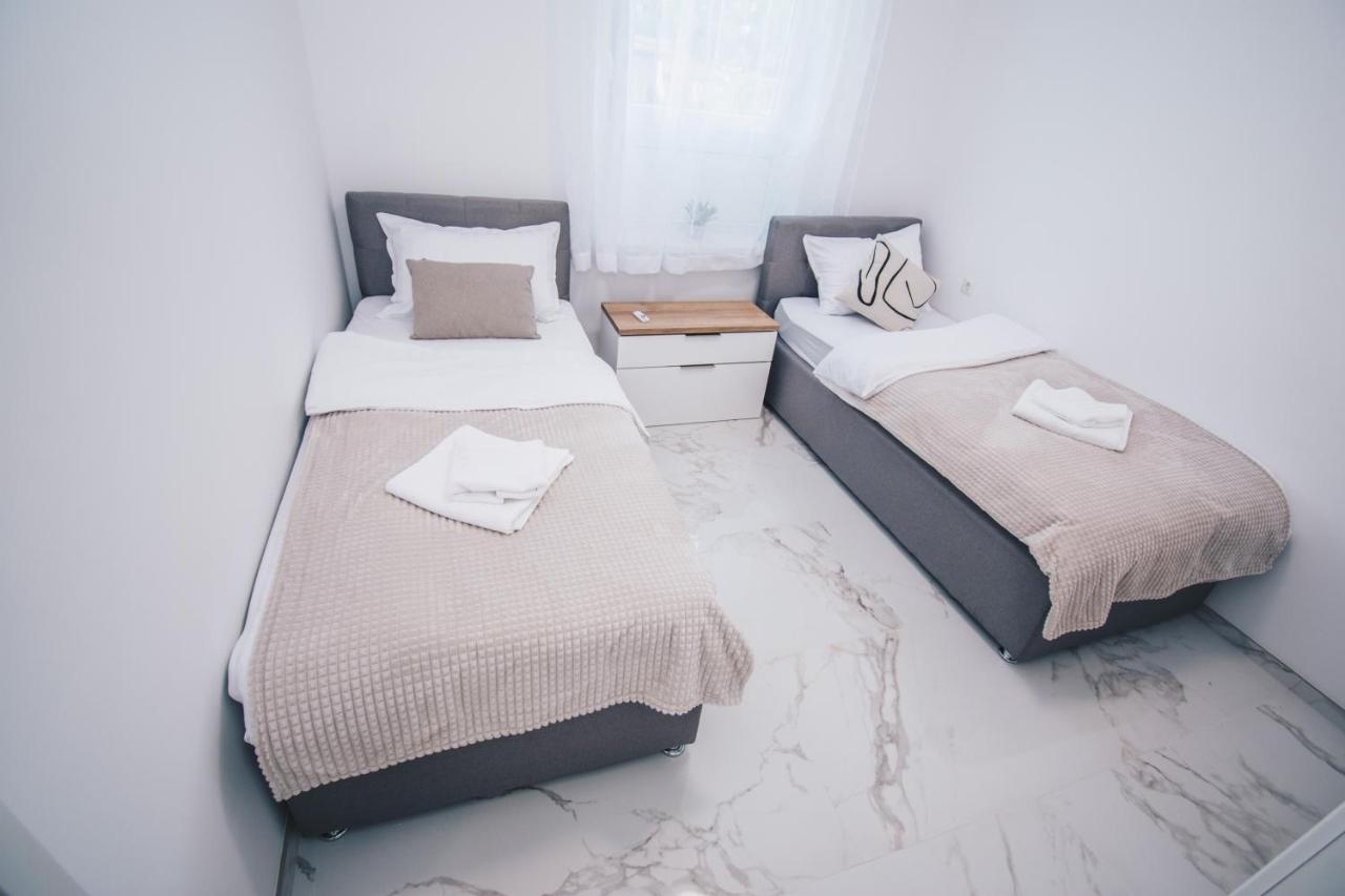 L Apartment Марибор Экстерьер фото